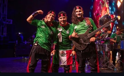 Banda Cuisillos festeja el triunfo de México en escenario de Bucareli CDMX; pone a bailar a la afición con "Pachuco bailarín”
