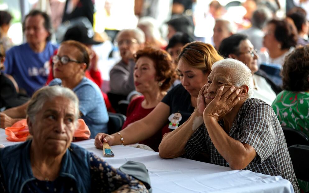 se requiere fortalecer el Sistema de Ahorro para el Retiro para contar con mecanismos que garanticen un ingreso superior a lo mínimo necesario para la población adulta mayor. Foto: Diego Simón Sánchez/EL UNIVERSAL