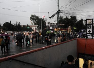 Metro excluye de hechos atípicos de enero, cuando mujer tiró aspas de lavadora en las vías de Línea 9
