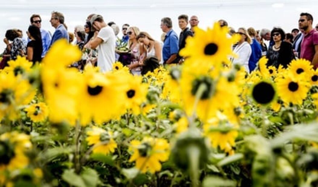 Inauguran monumento en memoria a las víctimas del vuelo MH17