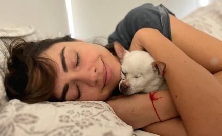 Claudia Martin llora la muerte de su perrita mientras espera la llegada de Máximo, su primer hijo