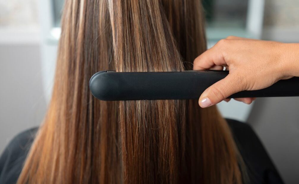 Alisado progresivo con queratina. Foto: Freepik