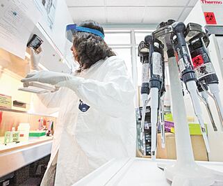 Transfiere México casi 160 mdd para obtener vacuna