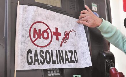 "Clausuran" edificio de Hacienda en protesta por gasolinazo