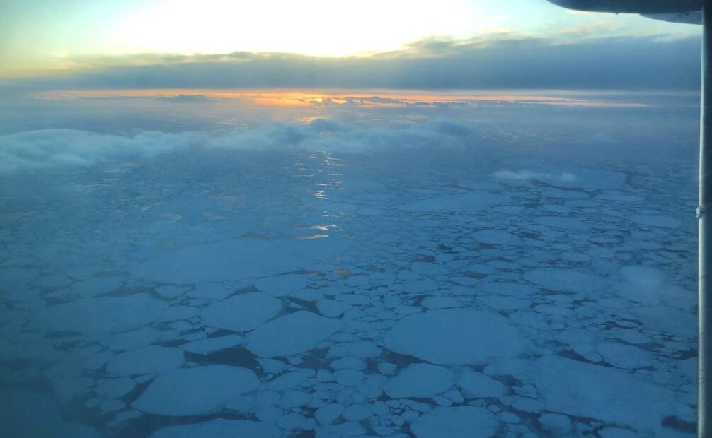 Los restos de los 10 tripulantes fueron encontrados en el hielo marino. (07/02/25) Foto: AP
