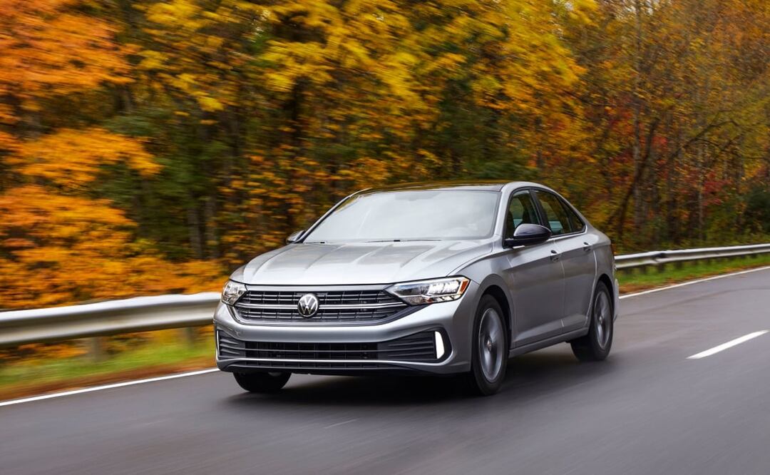 Auto, coche o carro, ¿cuál es la forma correcta de decirlo?