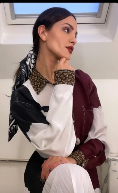 Eiza González luce el tono de labial que será tendencia en primavera