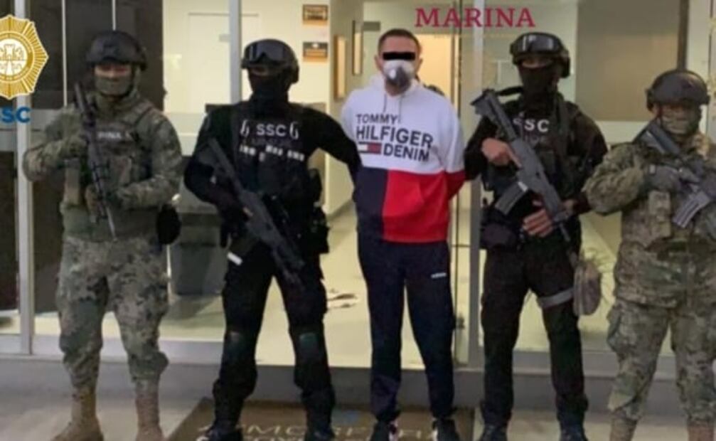 Caen cuatro personas con armas y drogas en Benito Juárez e Iztapalapa