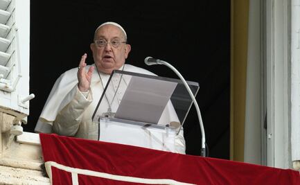 Papa Francisco sufre “neumonía bilateral”; su cuadro clínico sigue siendo “complejo”, informa el Vaticano