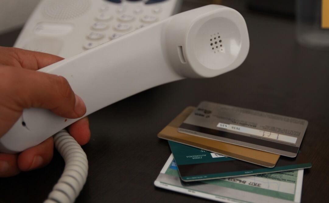 Alertan por defraudadores que se hacen pasar por funcionarios de Condusef