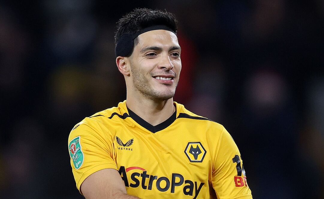 Raúl Jiménez no juega con los Wolves