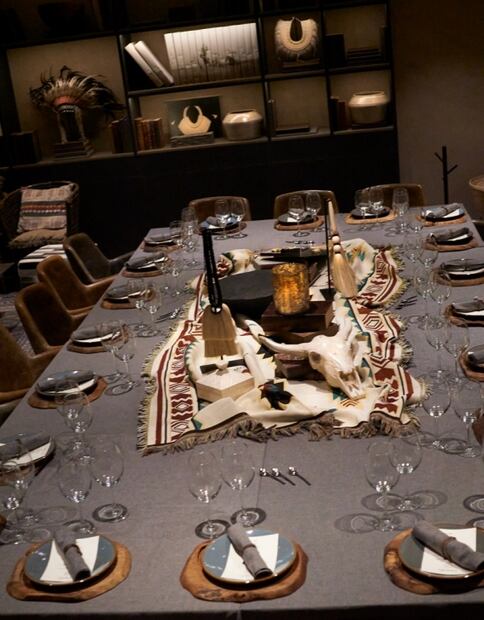 Aprende sobre vino mientras disfrutas cocina de brasa y leña