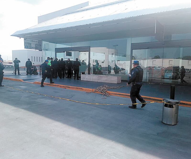 Daniel “N”, de 30 años y empleado de Plaza Universidad, murió de un disparo el lunes tras ser asaltado por dos sujetos, uno de 15 años. Foto: ARCHIVO EL UNIVERSAL