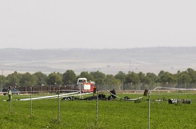 Video. Cae avión militar tras participar en desfile por fiesta nacional de España
