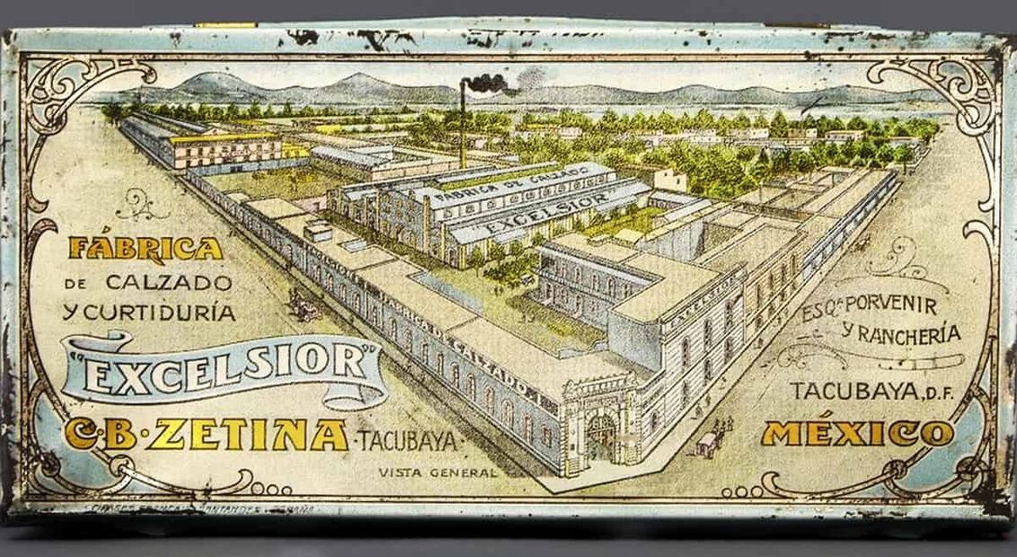 Cajita de metal en la que aparece una ilustración de la fábrica de calzado Excélsior, alrededor de 1910. Foto: Cortesía Museo del Objeto.