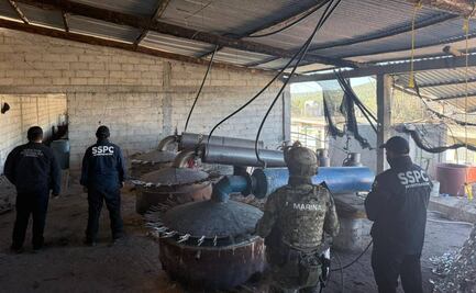 Semar y FGR aseguran laboratorios de metanfetamina en Tlaxcala; detienen a 14 personas con drogas y armas