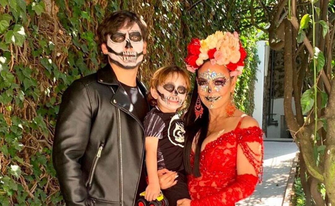 Maribel Guardia recuerda que a su hijo Julián le gusta mucho la tradición del Día de Muertos.