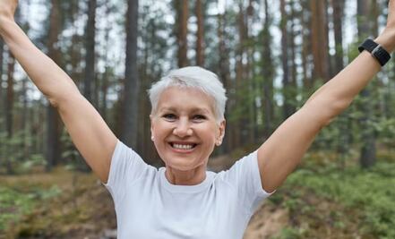 Estos son los 2 ejercicios recomendados que debes realizar entre los 50 y 60 años