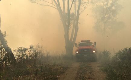 Atienden incendio en Cuemanco; abren circulación en Periférico Sur