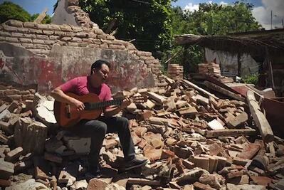 Héctor Linares, el trovador que dio melodía a la tragedia