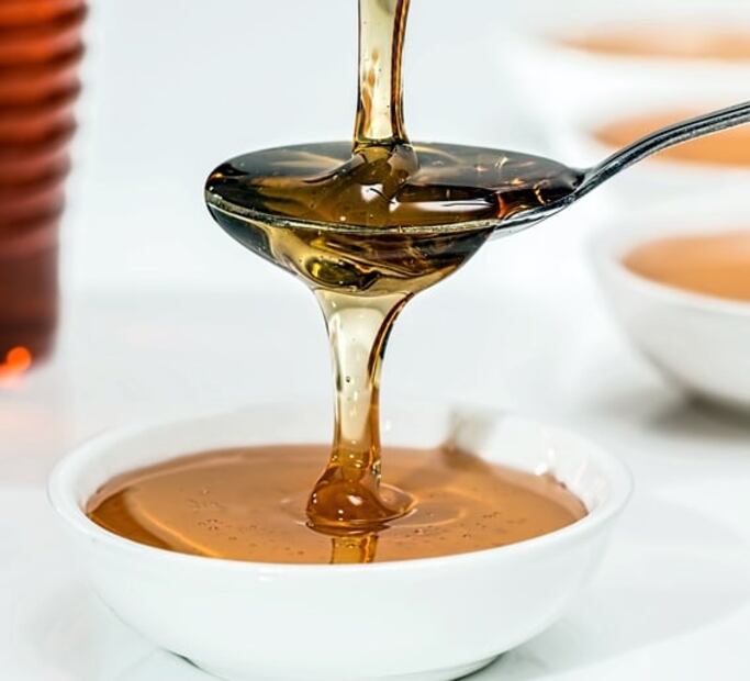 Beneficios de la infusión de canela con miel