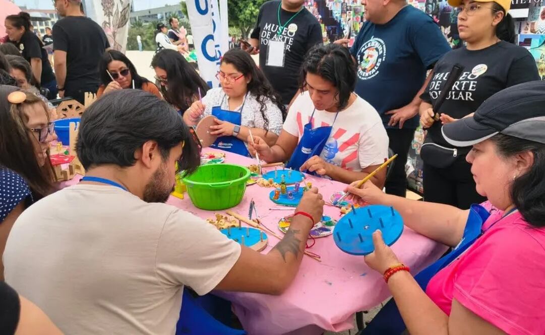 Feria de Museos reúne a 20 mil asistentes en Centro Histórico; participan más de 50 recintos.
Foto: Especial.