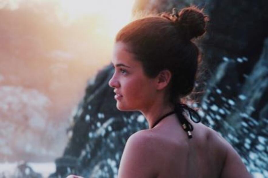 Alejandra, hija de Eduardo Capetillo y Bibi Gaytán, se luce en bikini