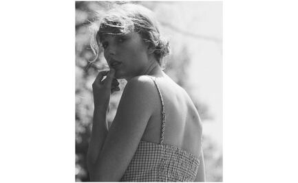 Con "Folklore", Taylor Swift deja de lado su versión más pop