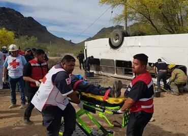Vuelca camión con cadetes que regresaban de vigilar spring break en Sonora
