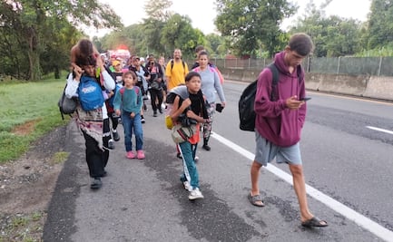 Calor, lluvia y cansancio quebrantan salud de integrantes de Caravana migrante; este jueves avanza por la carretera Costera 