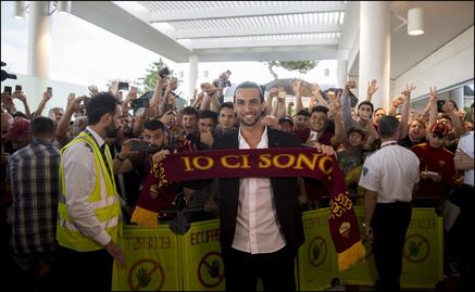 Javier Pastore llega a la Roma procedente del PSG