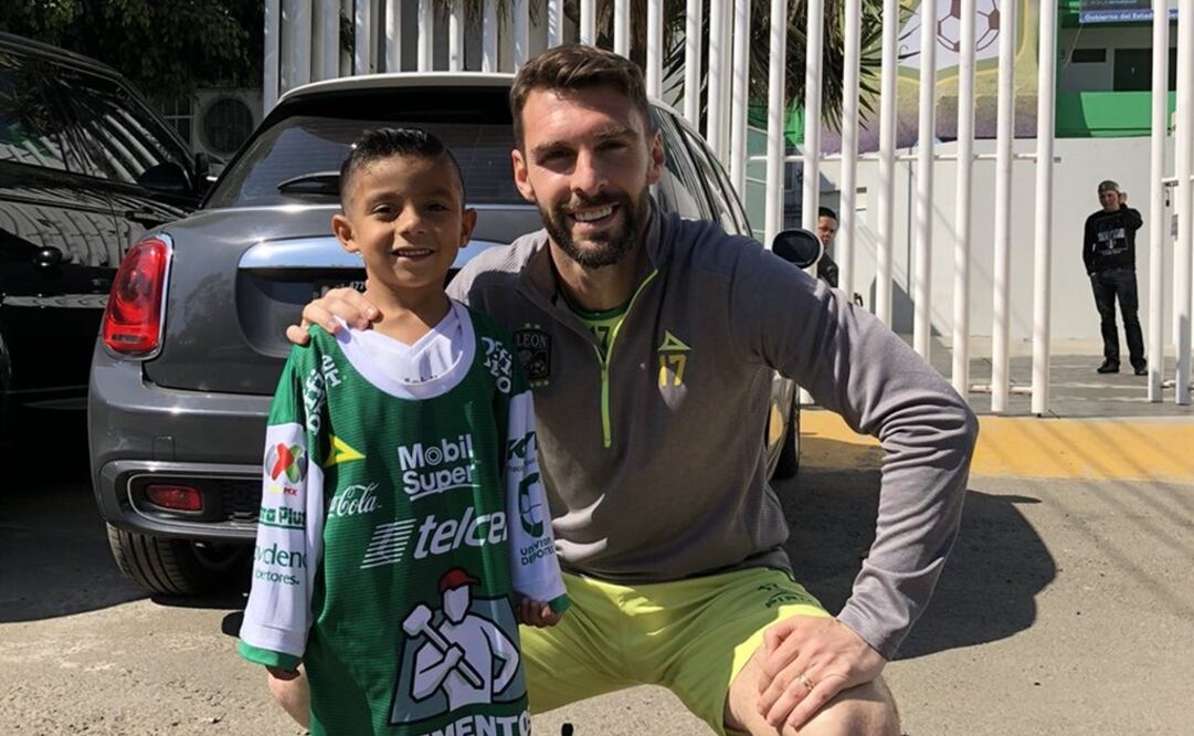 Twitter (@mauroboselli)