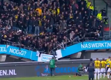 Tribuna se desploma en un estadio de Países Bajos mientras los aficionados festejaban