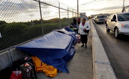 Hombre dispara contra migrantes en la frontera de Texas