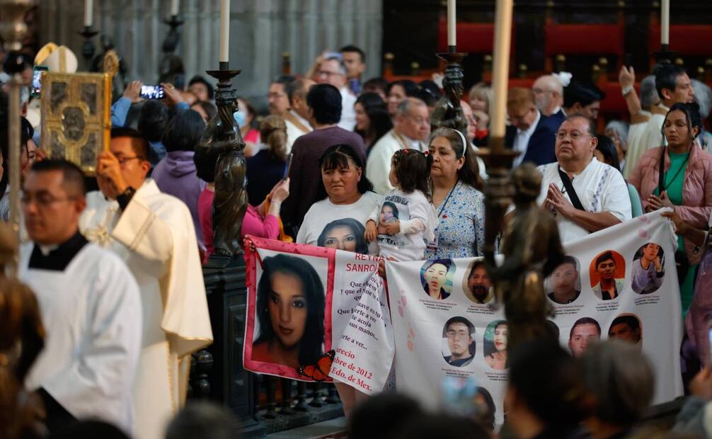 Carlos Aguiar Retes, arzobispo primado de México, encabezó la misa de jueves santo en la Catedral Metropolitana. Foto: Diego Simón Sánchez/ EL UNIVERSAL