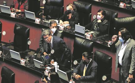 Pelean en Senado por la comisión de Veracruz