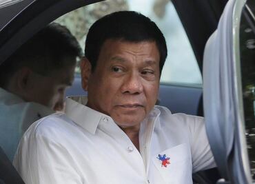 Presidente de Filipinas exige que soldados de EU salgan de su país