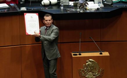 Julio César Chávez asegura que el reconocimiento en el Senado "es la cerecita del pastel y falta el PND"