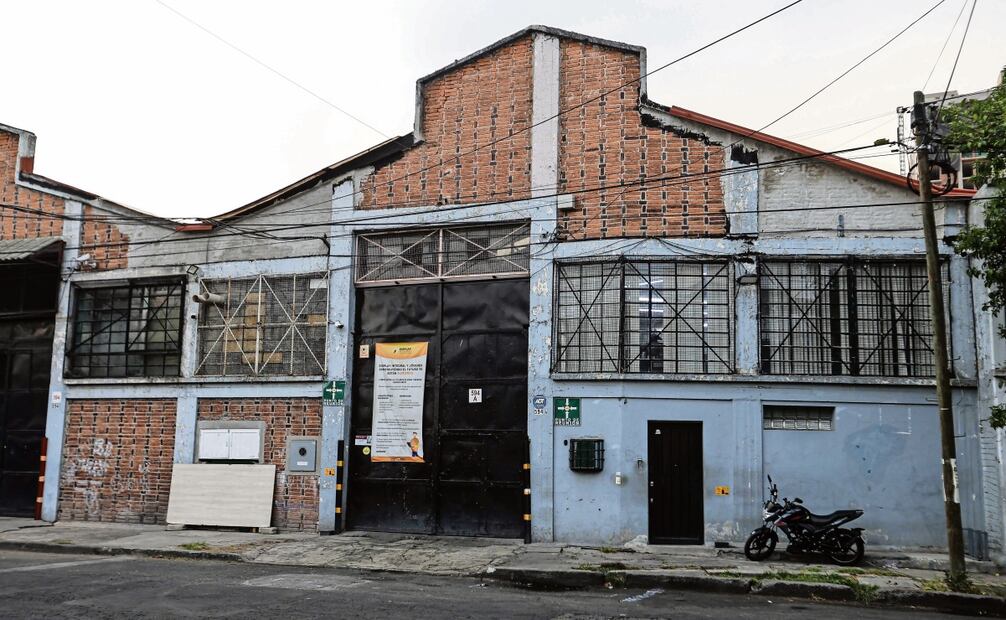 En la colonia Arenal, en Azcapotzalco, se ubican los predios de Chopo 594 y 598; el lugar se ve deteriorado y ahí se pretende construir casas-habitación y comercios. Foto: Gabriel Pano / EL UNIVERSAL
