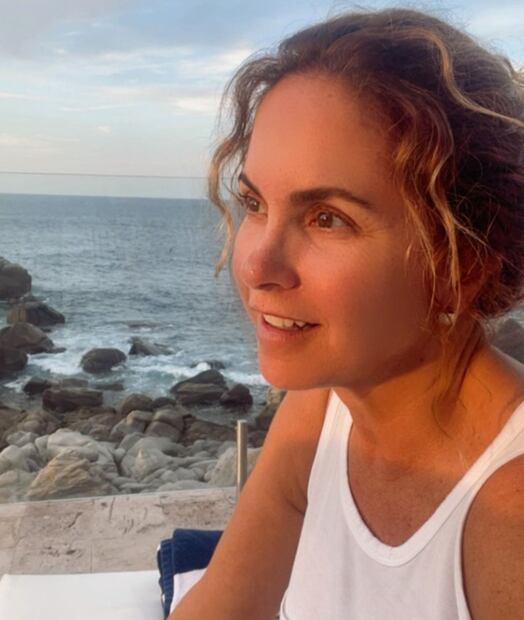 5 celebridades que comparten su rostro al natural y lucen geniales