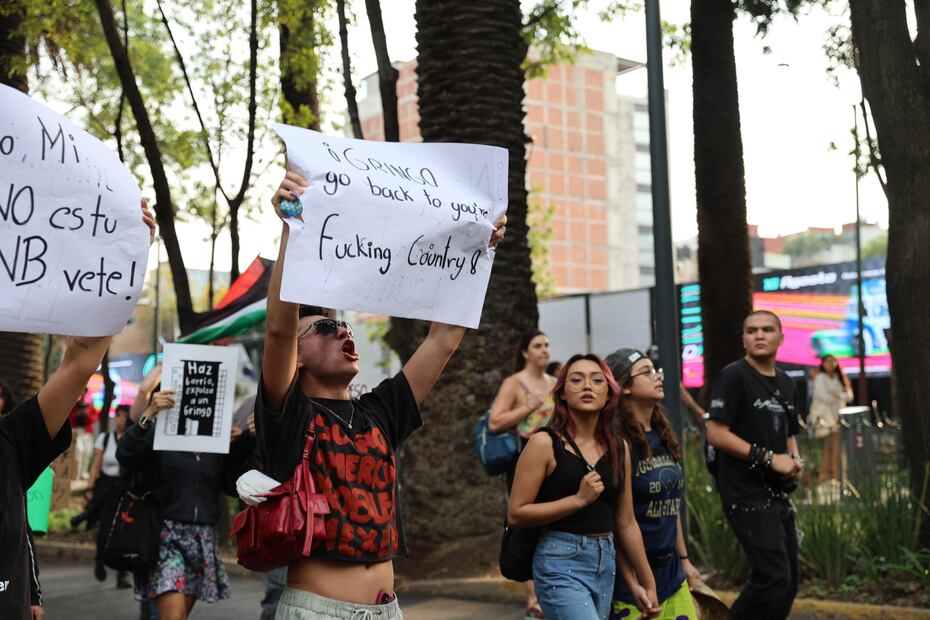 Este viernes se realizó la primera protesta antigentrificación de la CDMX en calles de la colonia Hipódromo, la cual se tornó violenta. (Fotos: Fernanda Zamora/ EL UNIVERSAL)