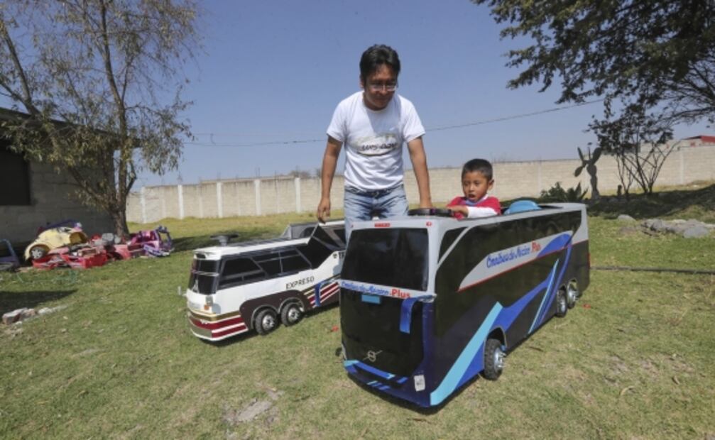 De taxista a constructor de autobuses a escala: padre de familia crea su propia empresa 