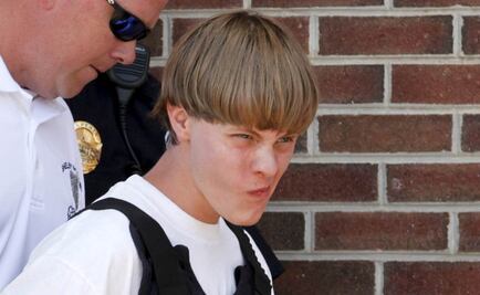 Formulan 9 cargos a supuesto autor de masacre en Charleston