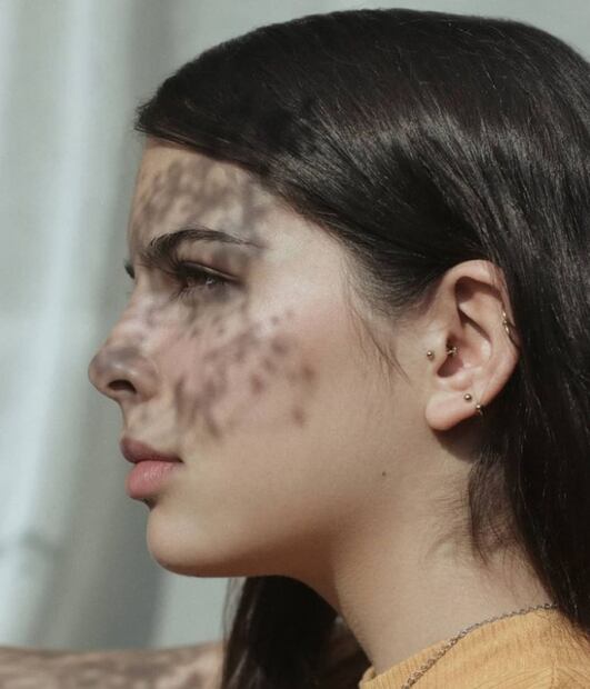 Paula, hija de Mariana Levy, aclara que sufrió violencia de expareja 
