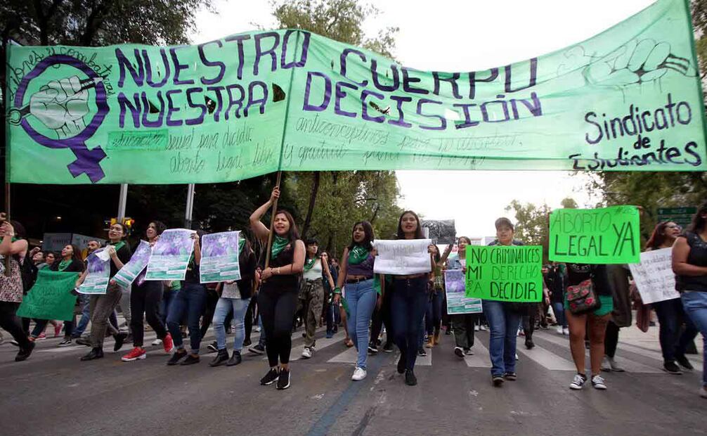 Aspectos de la marcha de mujeres a favor del aborto legal que corrió del monumento a la madre al zócalo capitalino el 28 de septiembre de 2019. Foto: Carlos Mejía/ Archivo EL UNIVERSAL.