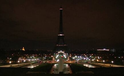 Torre Eiffel apaga sus luces en honor a víctimas del atentado en Londres