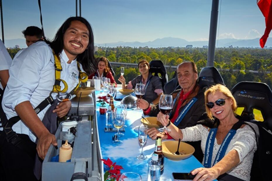 Ahora podrás vivir la experiencia de Dinner in the Sky en Campo Marte