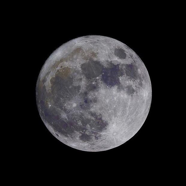 Científicos confirman que el núcleo de la Luna es sólido. Fuente: Freepik.