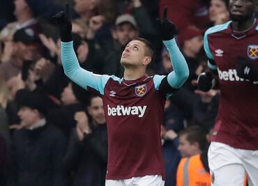Nominan gol de Chicharito al mejor de la temporada del West Ham