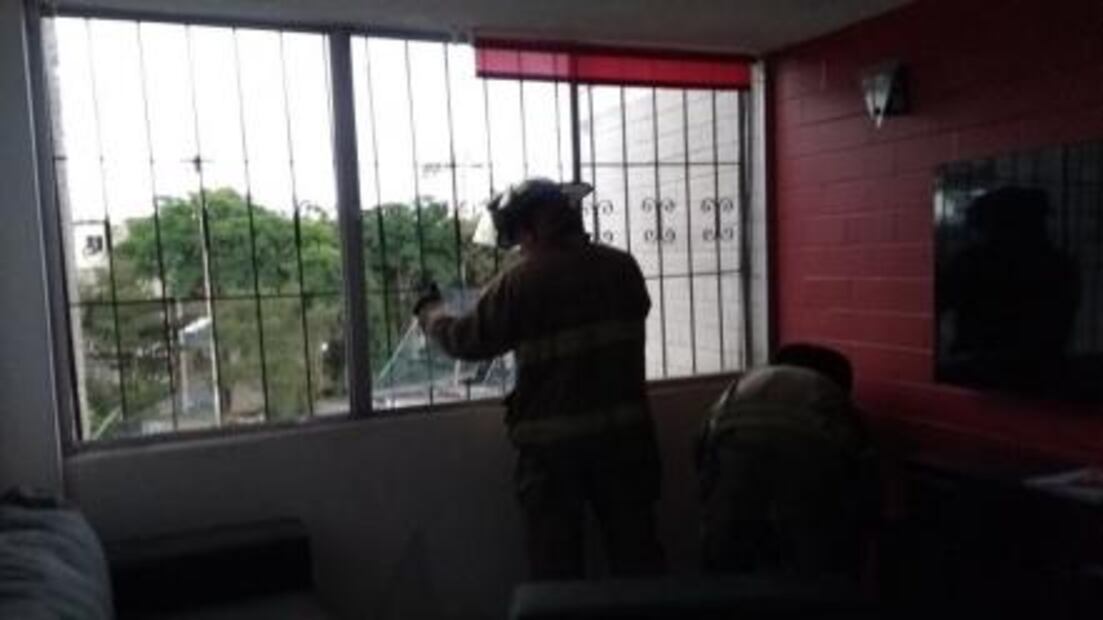 Demolición en instalaciones de la Marina afecta a vecinos